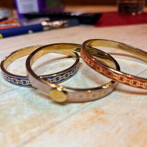 Halcyon Days Enamel Chain Bangle Bracelet – Pink, Red or Blue (Choice)